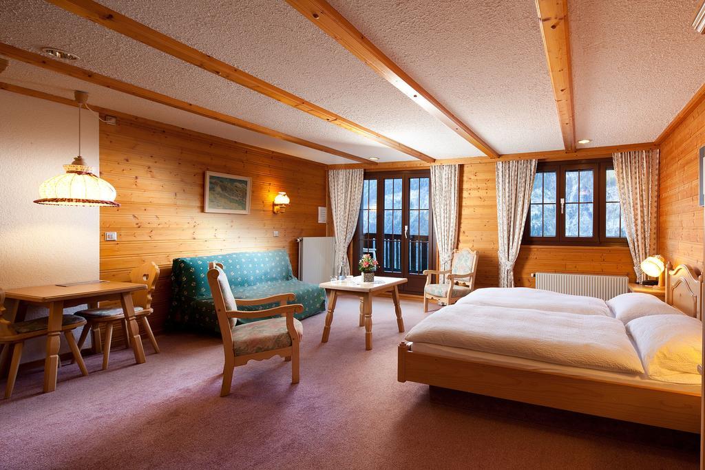 Hotel Aux Mille Etoiles Salvan Ngoại thất bức ảnh